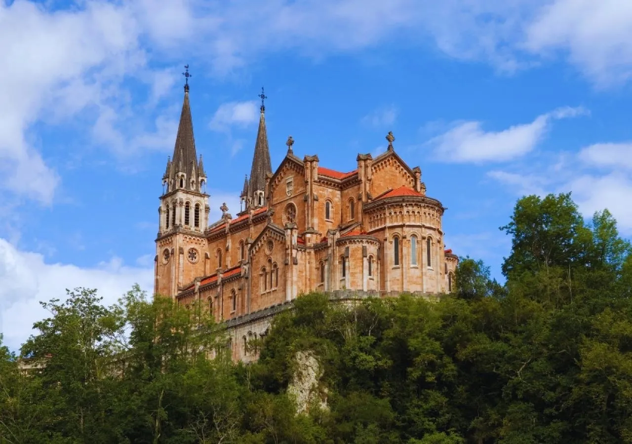 Covadonga   900 x 600 px -5112